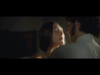 Elizabeth olsen filma dalis papai į seksas video scenos